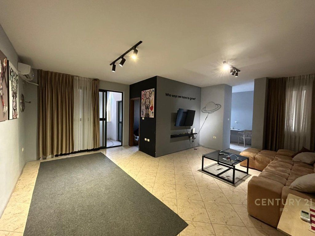 SHESIM APARTAMENT 3+1+2 NE BLLOK.