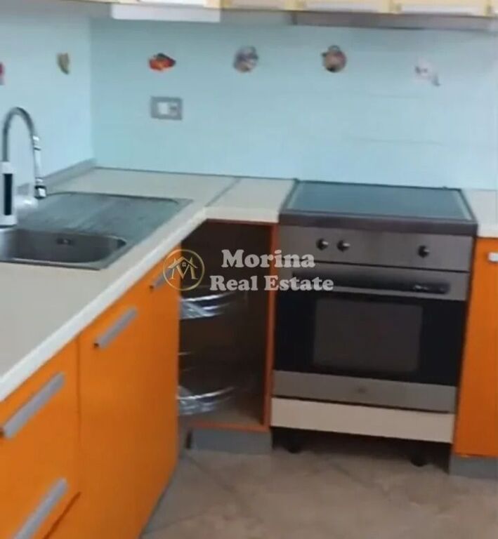 Affitto | Appartamento 2 + 1 | Via 5 Maggio | 450 €/mese