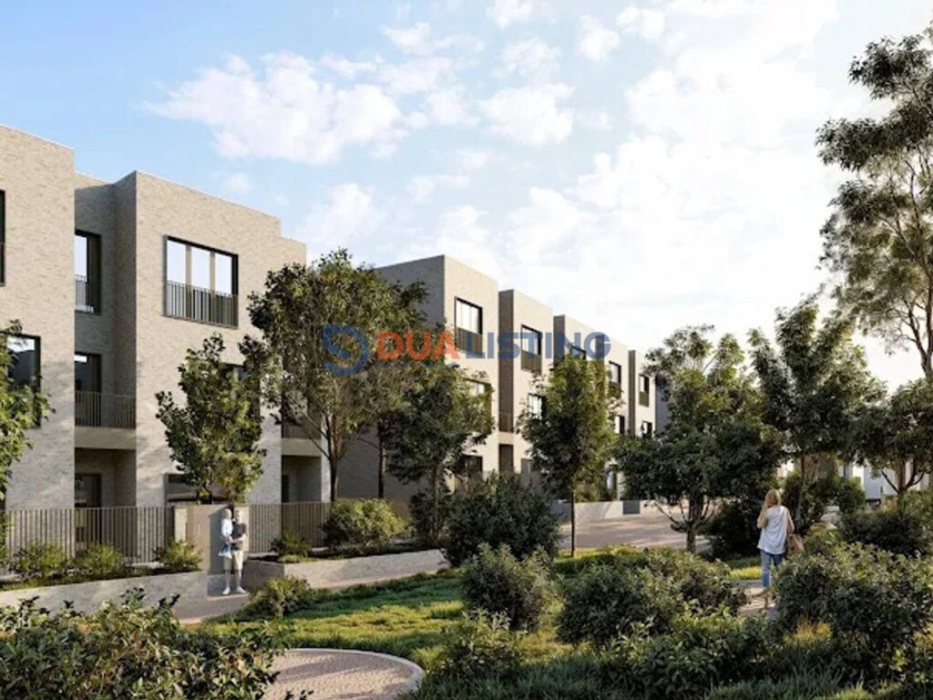 Shitet apartament 2+1 me dy tualete ne “Park House”, Mjull-Bathores!