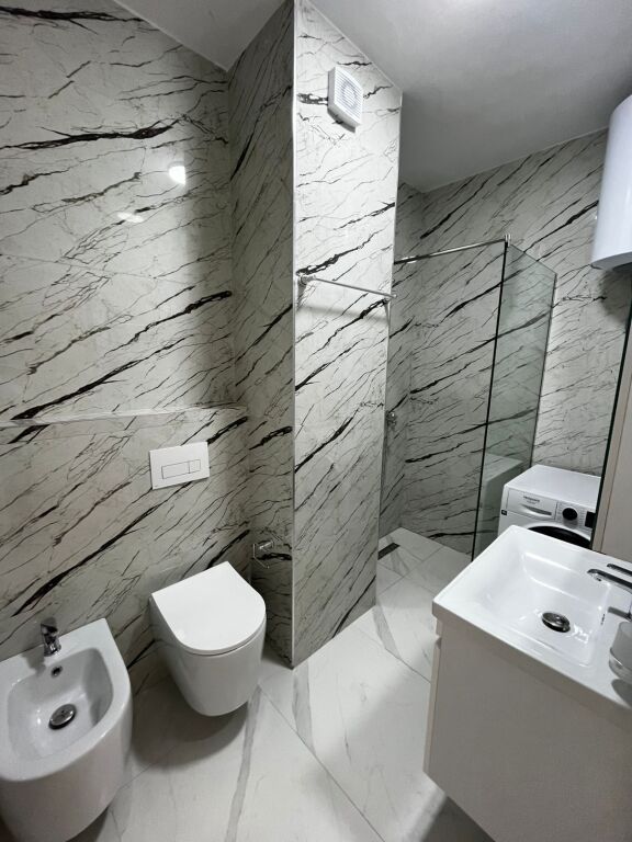 🏡 Appartamento 1+1 in affitto  📍 Complesso Jolla, Astir💰 Prezzo: 45000 leke / mese