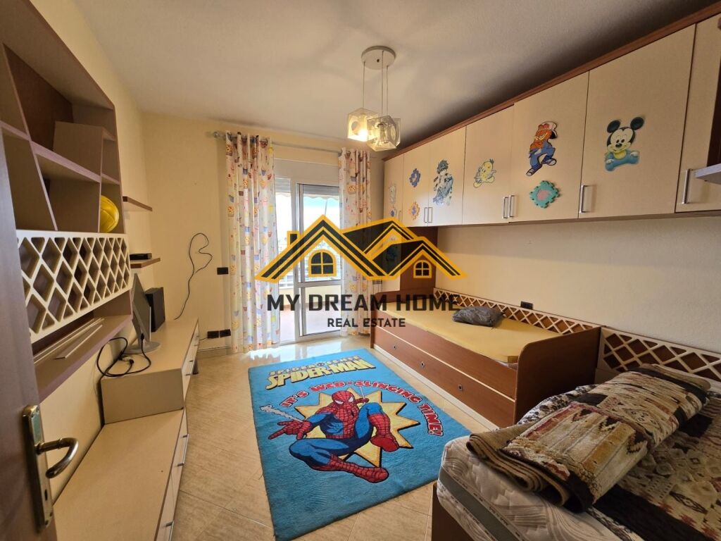 SHITET APARTAMENT 2+1+2 NE DURRES PAMJE DETI!