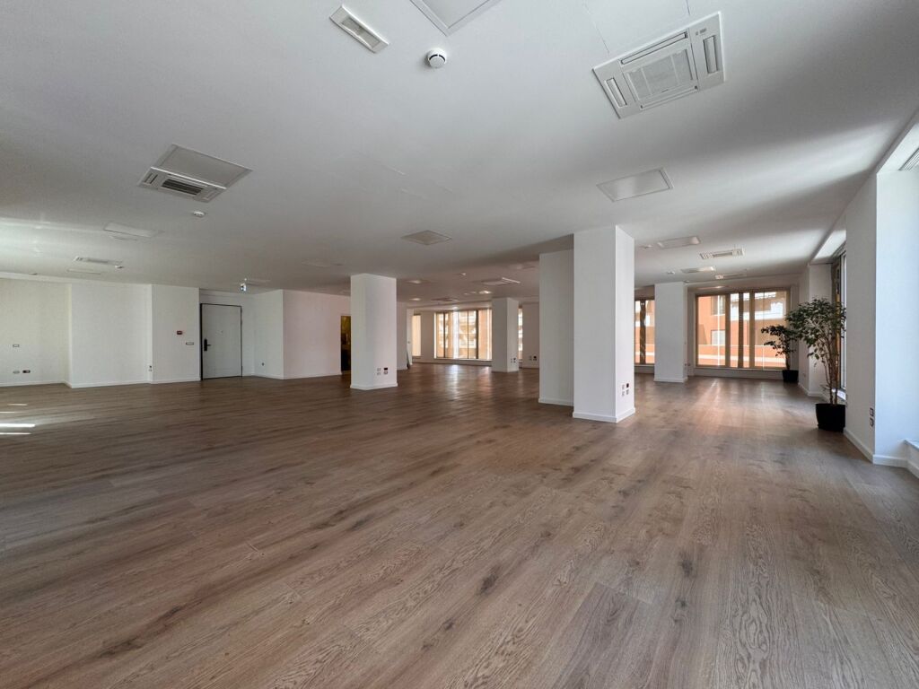 ✨Ufficio Premium in Affitto | 📍Hilton, Complesso Deliorgji