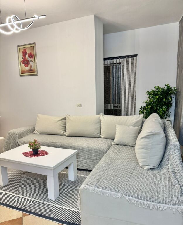 Apartament per qera