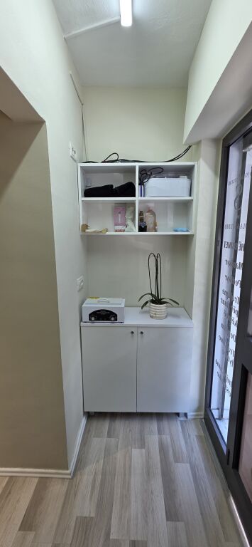 Shitet ambjent biznesi,rr margarita tutulani,stadiumi dinamo,2500 euro