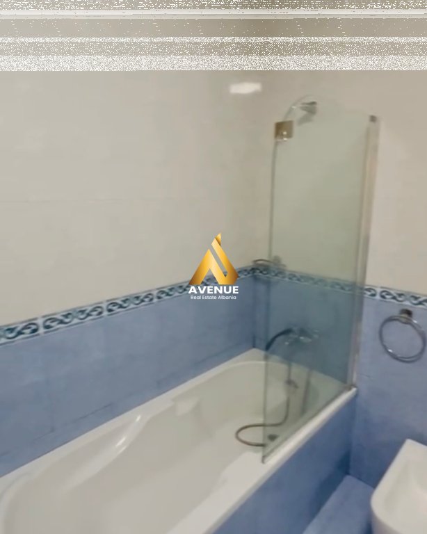 Apartament 2+1+2 me qera – Zogu i Zi, përballë karburant Gazheli, Tiranë