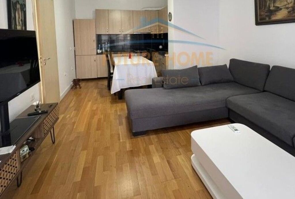 Qera,Apartament 2+1+2+Post Parkimi, Kompleksi Molla, Astir, Tiranë