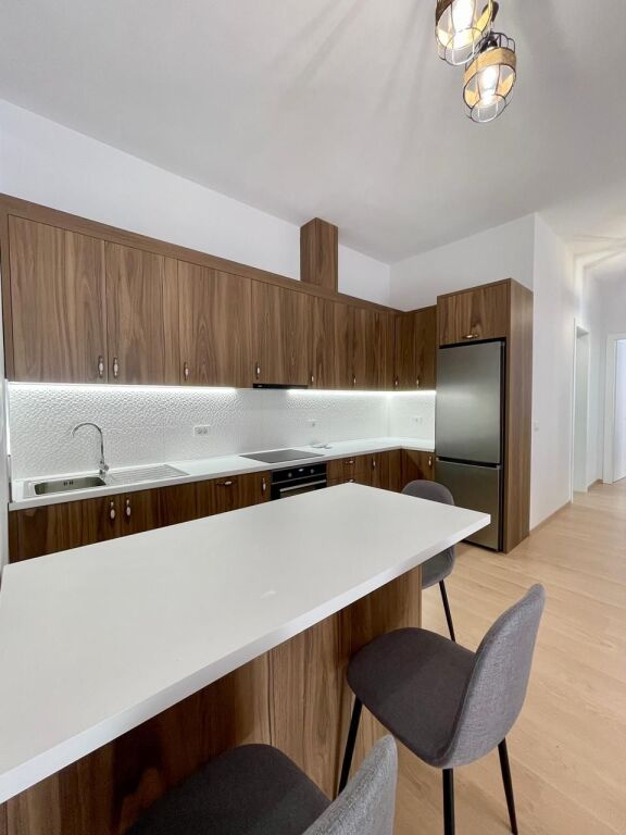 APPARTAMENTO 2+1+ PARCHEGGIO IN AFFITTO A DELIJORGJI!