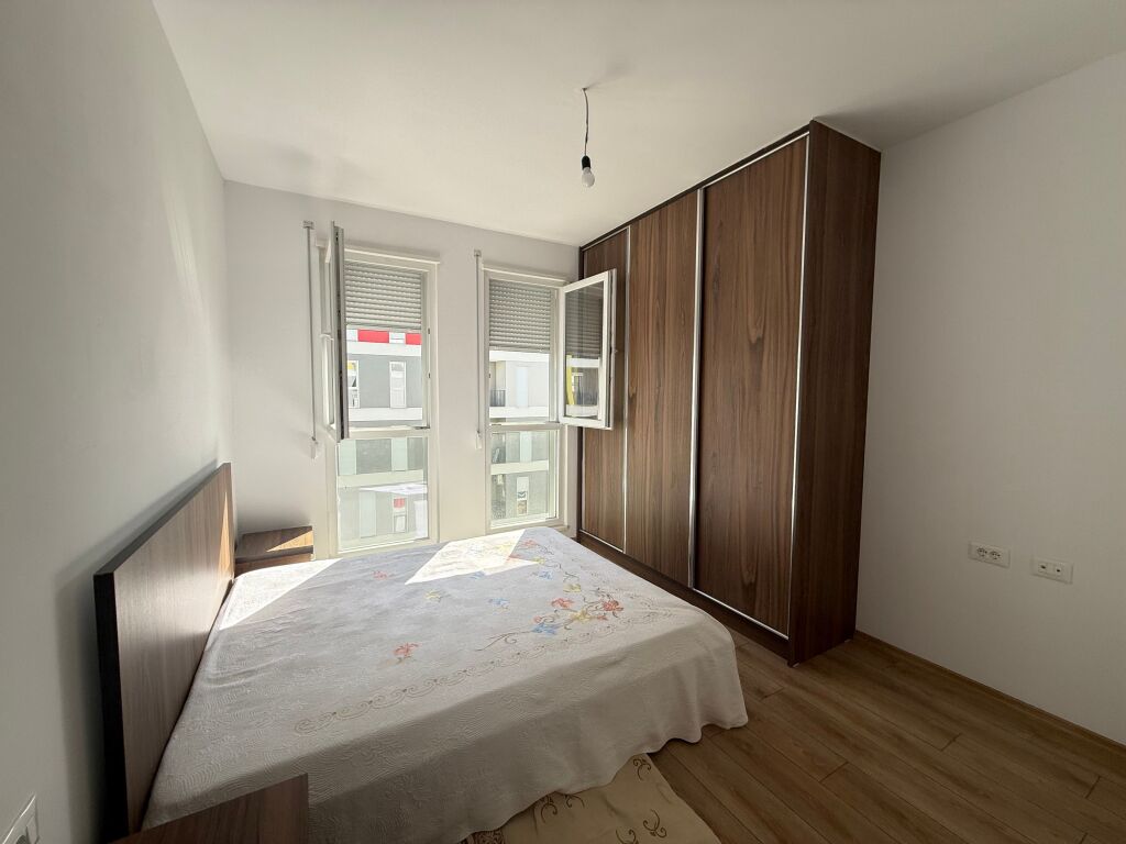 Univers city / Qera Apartament 1+1 Me Post Parkimi 40’000 All / Muaj