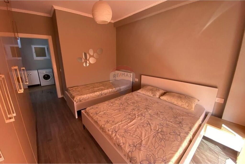 Apartament 1+1 me qira Bulevardi Ri