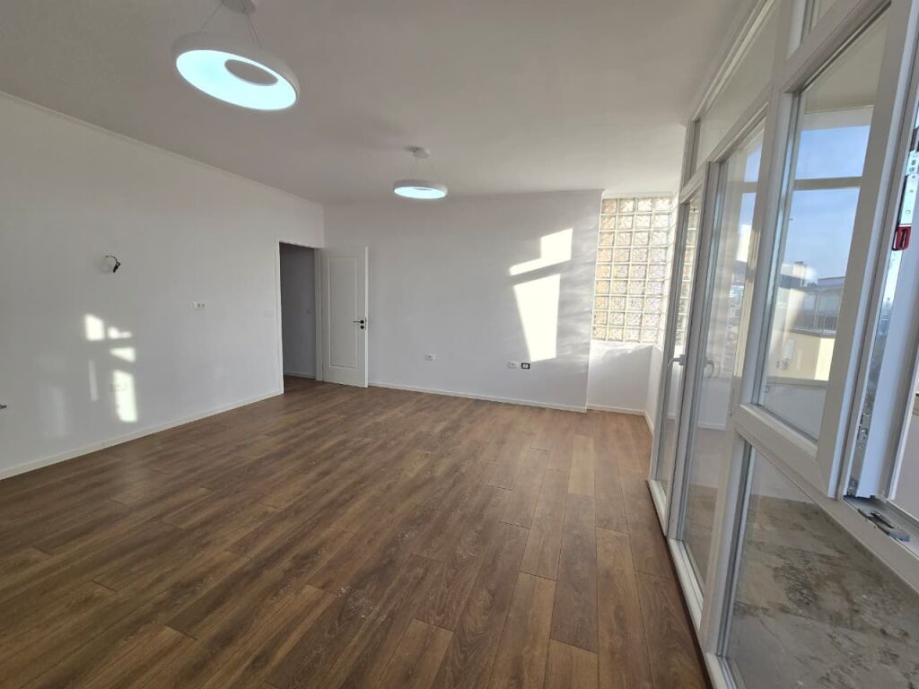 Apartment 2+1+2+Balcony for Sale, Prokuroria, Tirane