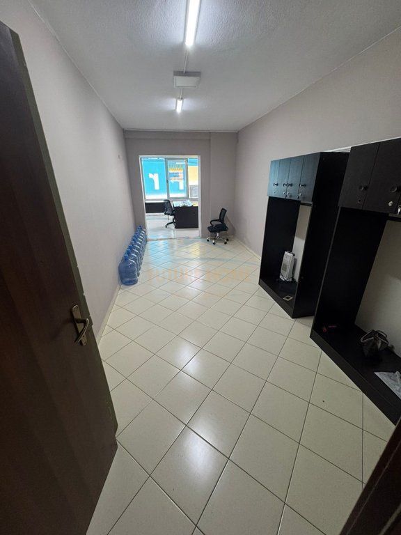 Qera, Apartament 2+1+2, Rruga Teodor Keko, Astir