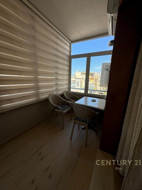 JEPET ME QIRA 1+1 NE SHKEMBIN E KAVAJES