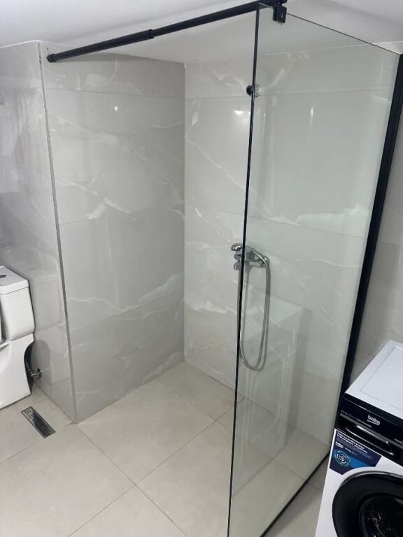 Jepet Me Qera Apartament 1+1+1 Ballkon