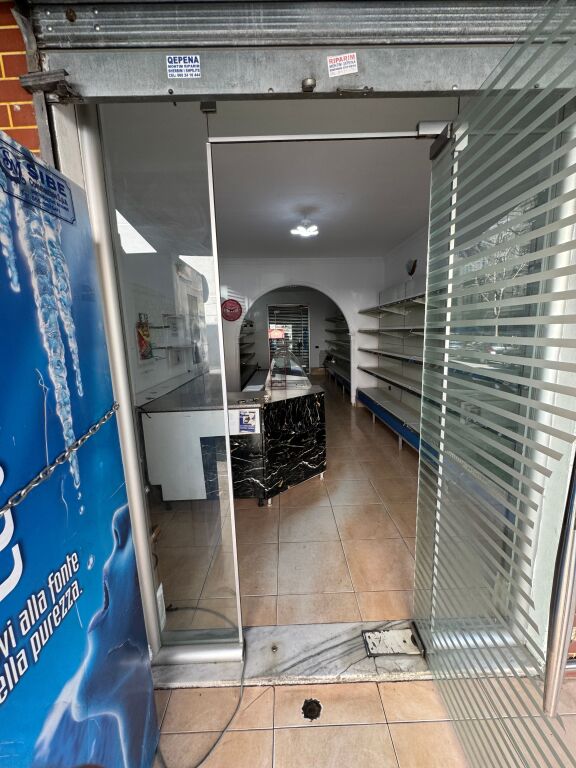 Market for rent near the former Park