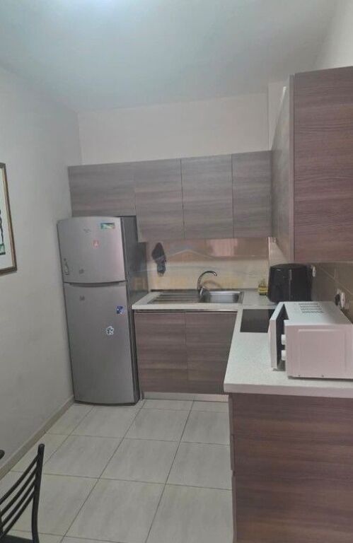 Shitet Apartament 1+1,Misto Mame,Tirane.