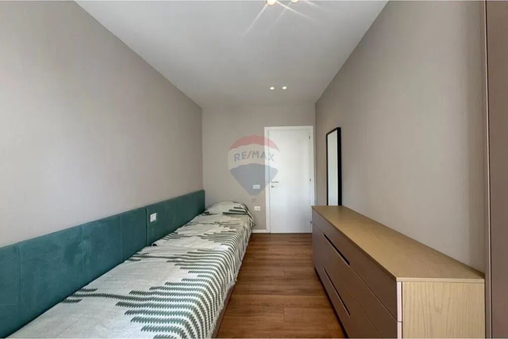 APARTAMENT 2+1 PER QIRA TEK DONIKA CENTER,Rruga Mine Peza