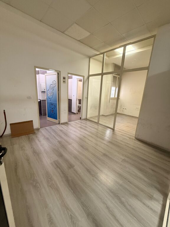 JEPET ME QERA AMBIENT BIZNESI ZONA E TATIMEVE, DURRES