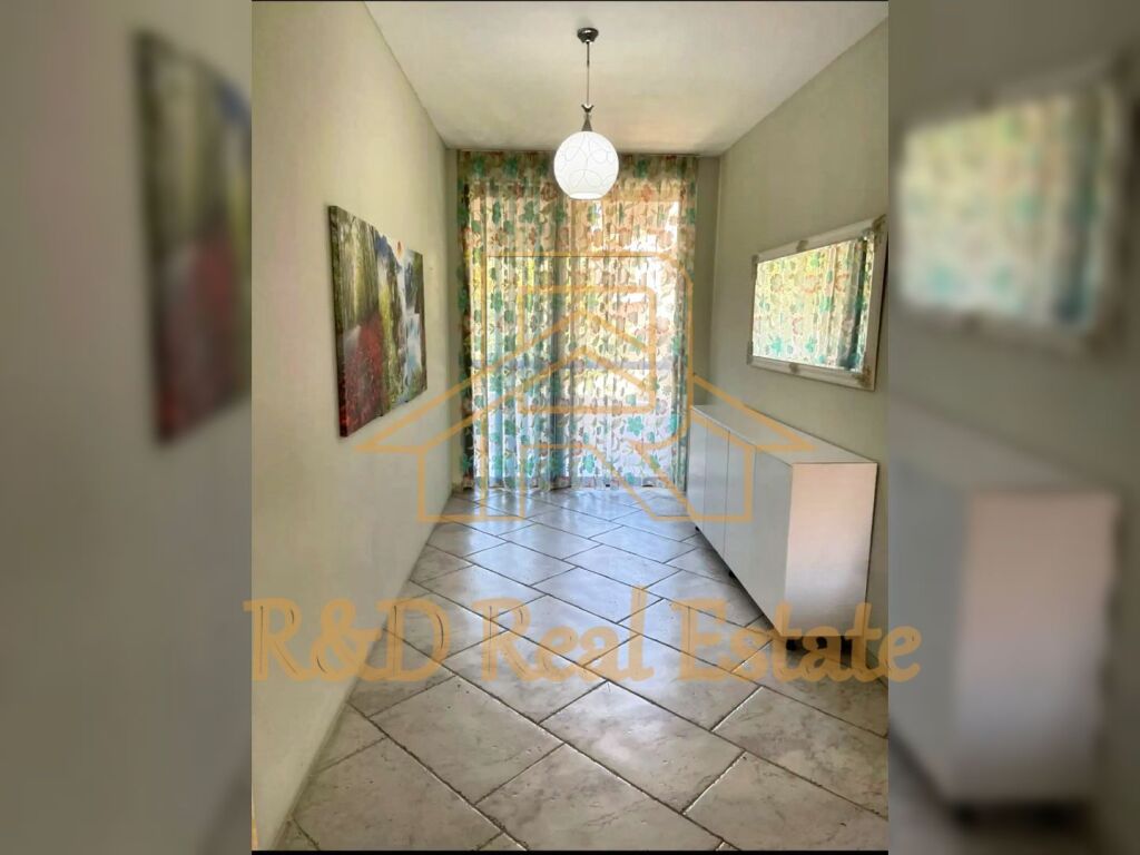 🏡 Jepet me qera apartament 2+1 me oborr