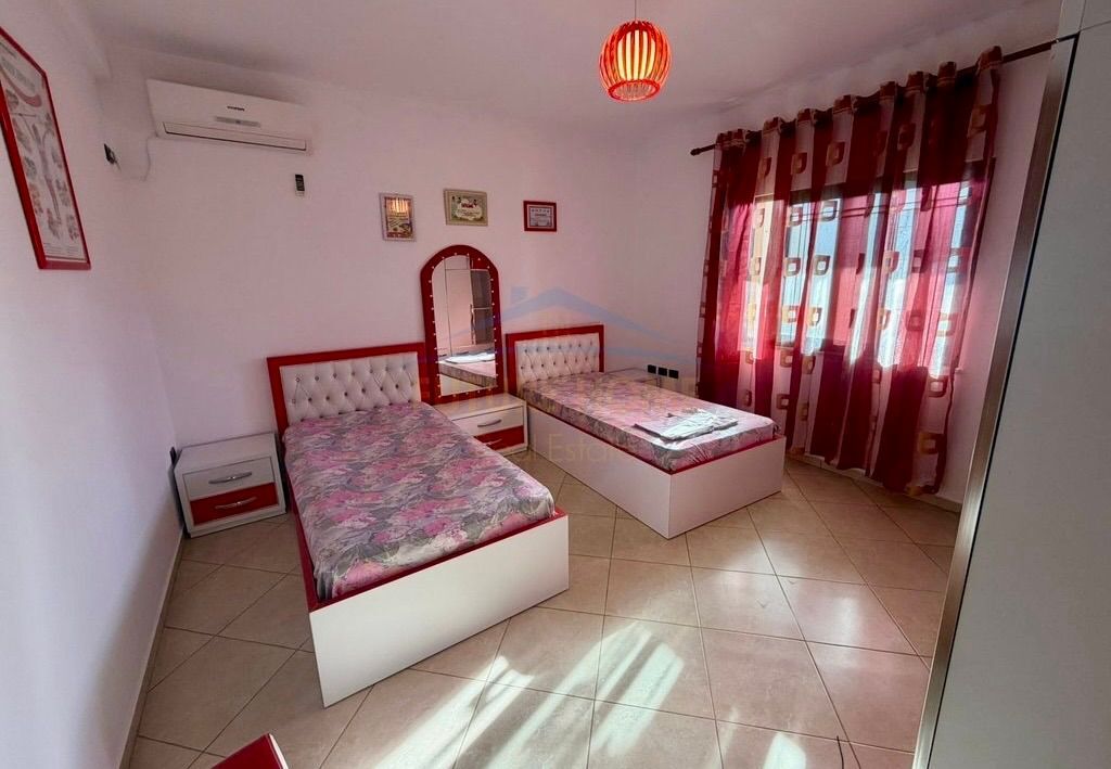 🏠 Spacious 2+1 for Rent in Private House – "5 Maji" Street! 📍