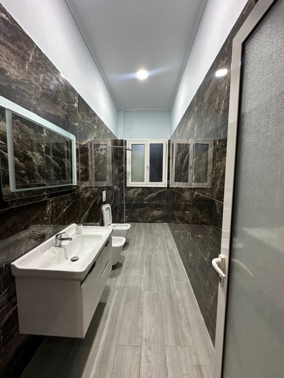 APARTAMENT ME QERA 2+1+POST PARKIMI