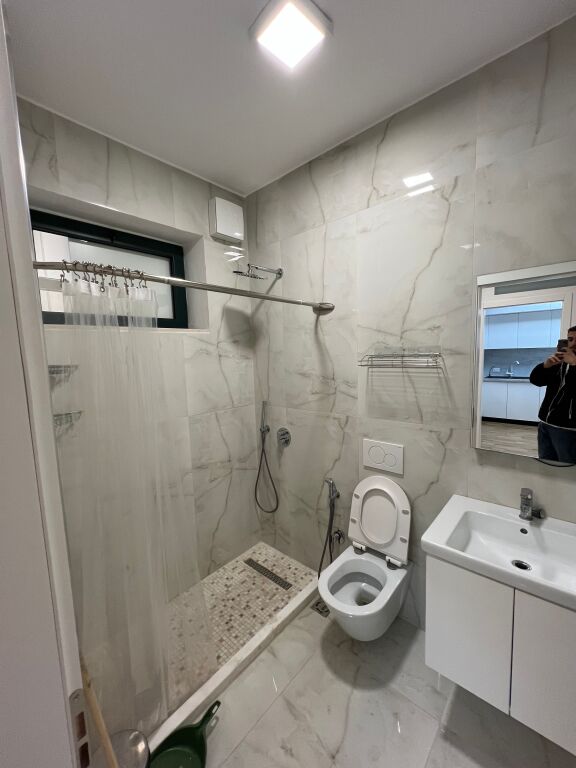 Apartament me Qera 3+1+2 te blloku