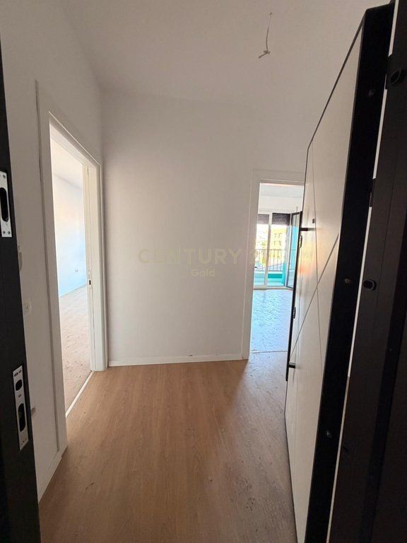 "Splash Color" Appartamento 1+1 in vendita a Paskuqan, Tirana - 90.000€ | 69,43 m² 90.000 € Sup. Totale  69m2