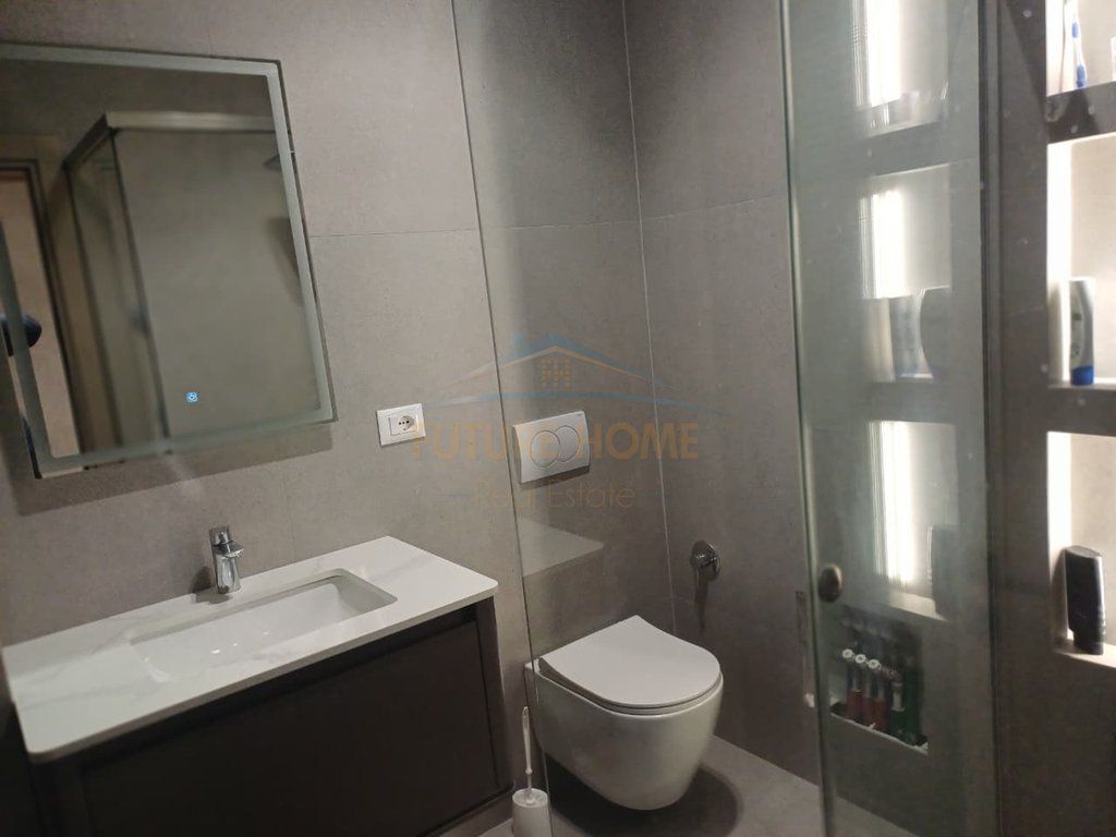 Apartment 2+1 for sale, Garden Building, Kavaja Street.