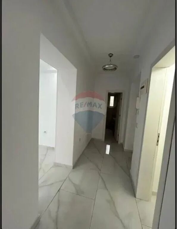 Locale in affitto – Rruga e Dibrës, vicino alla Farmacia 10