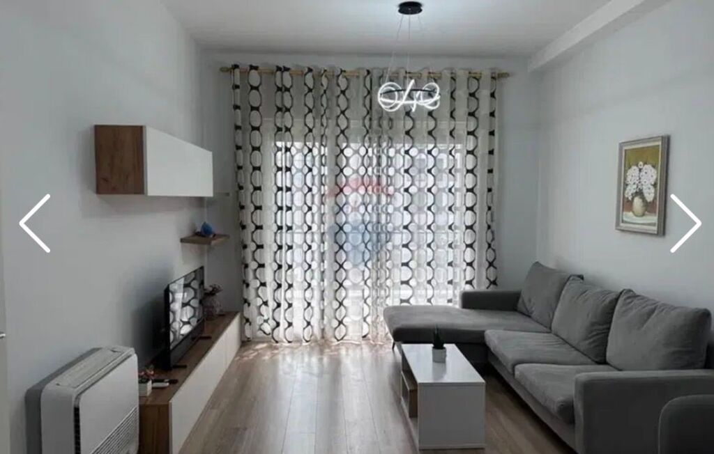 Apartament 2+1 me qera Kompleksi Kontakt