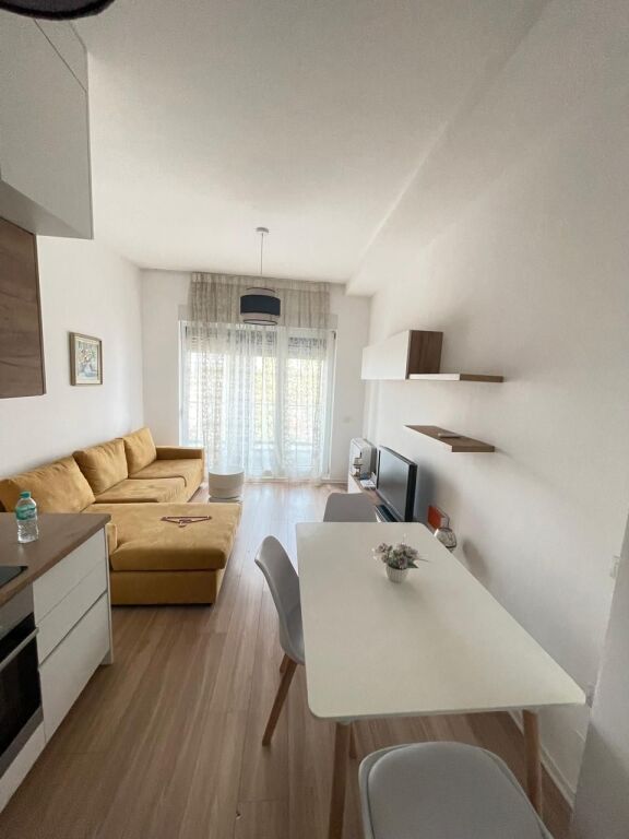 Apartment +1 for rent Complex Contact near 21 December