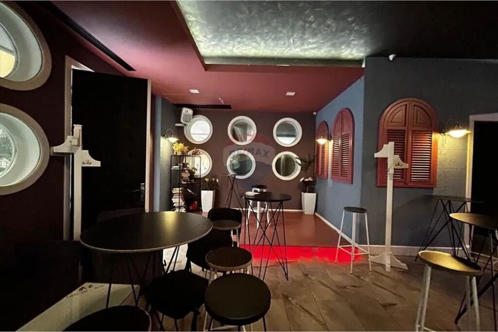 🎶 Ambient Komercial për Qira – Ideal për Muzikë Live në Vlorë