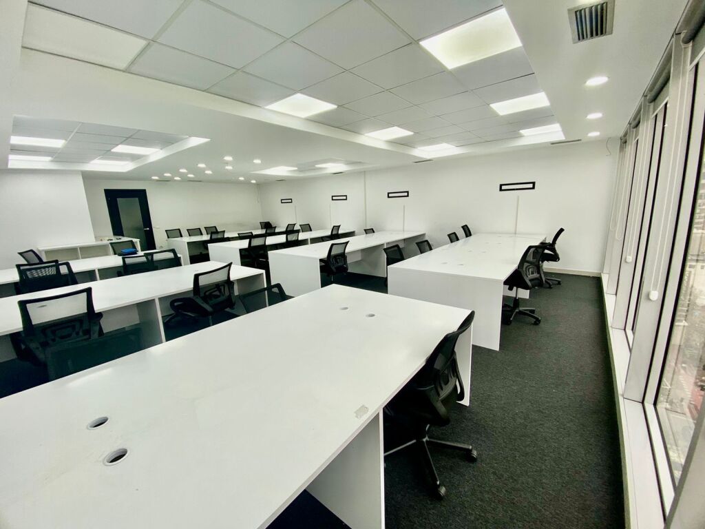 Office for Rent in Bllok