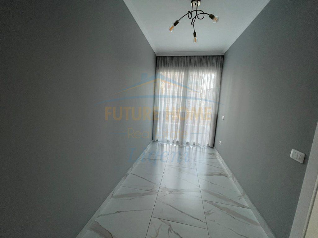 Rent, Apartment 2+1+2, Willson Square, Tirana.