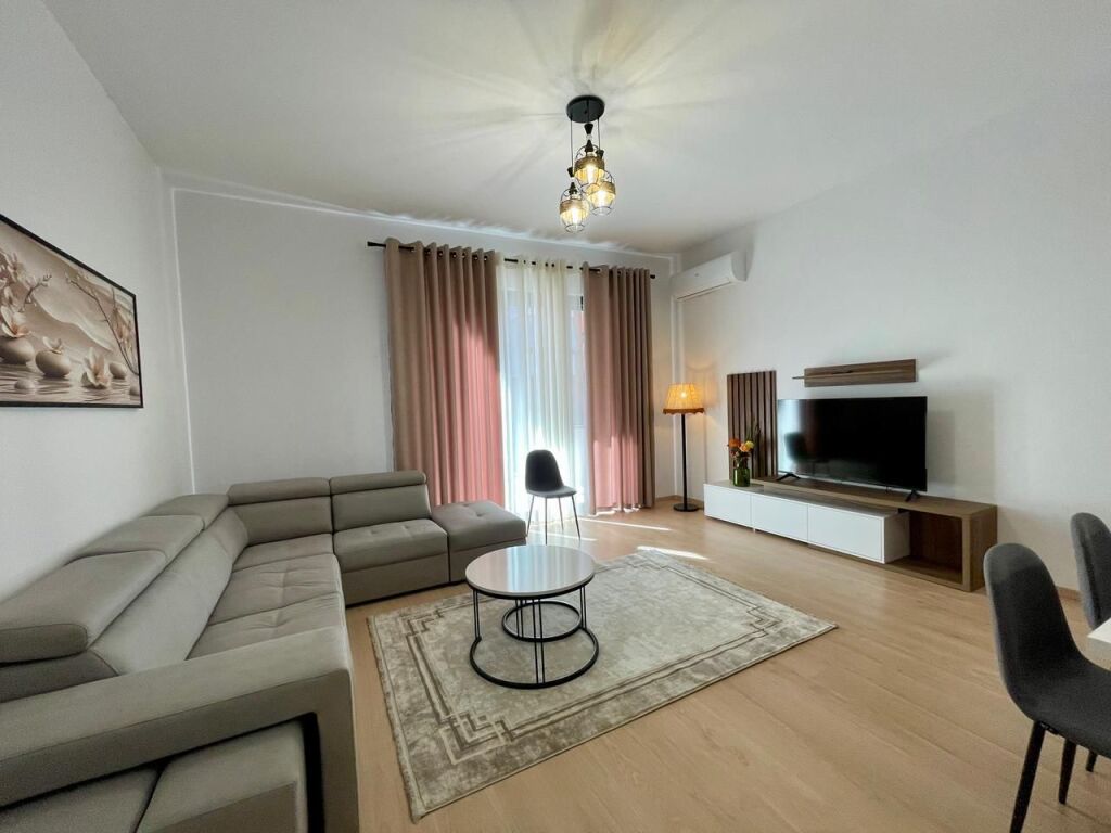 APPARTAMENTO 2+1+ PARCHEGGIO IN AFFITTO A DELIJORGJI!