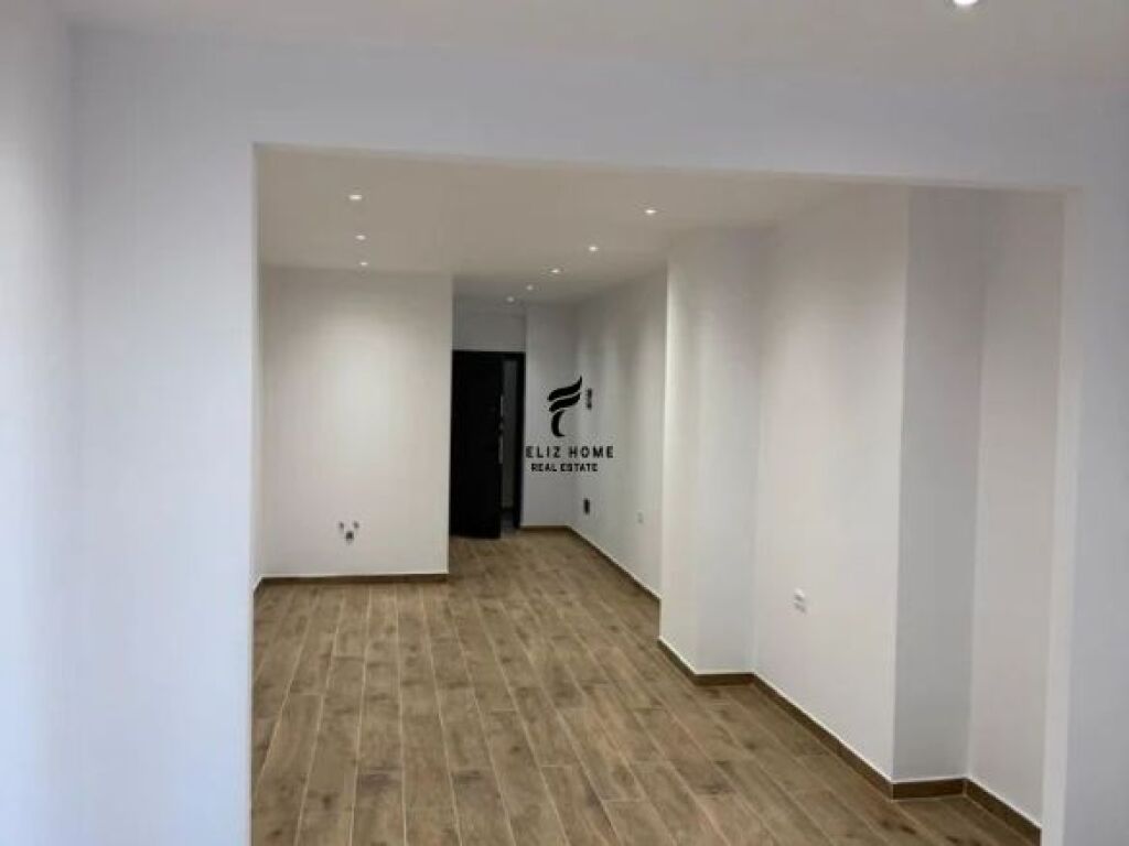 ZYRE ME QERA 61 M2 BULEVARDI I RI 750 EURO FH-59116