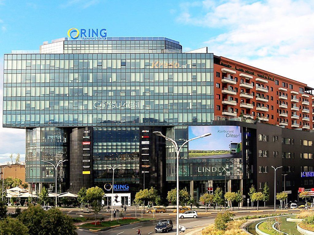 RING CENTER, JAPIM ME QIRA 770 M2!