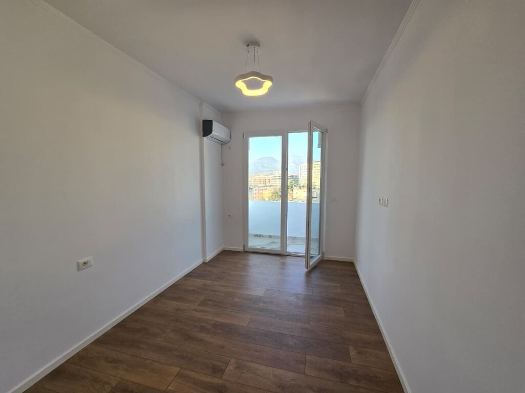 Apartment 2+1+2+Balcony for Sale, Prokuroria, Tirane