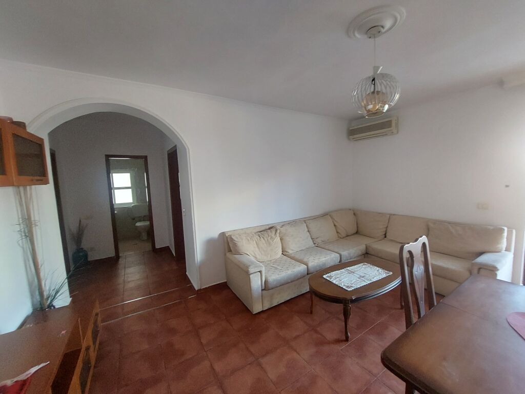 Affitto | Appartamento 3 + 1 | Via delle Barricate | 550 €/mese