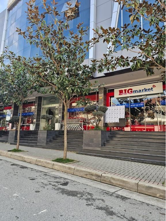 Shitet apartament 115 m2 prane 'Kafja e Rremes"!
