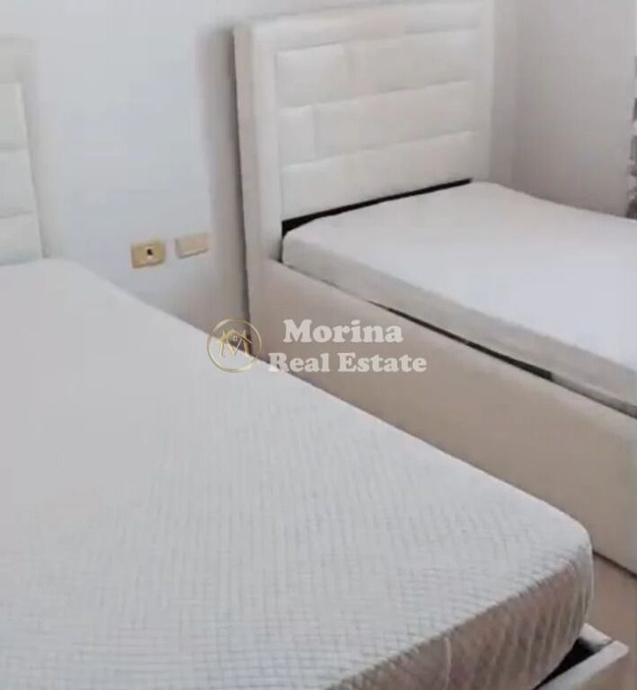 Affitto | Appartamento 2 + 1 | Via 5 Maggio | 450 €/mese