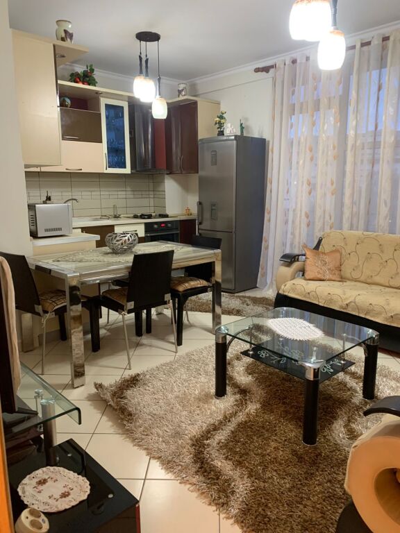 Apartament me Qira 2+1+2 ne Astir !