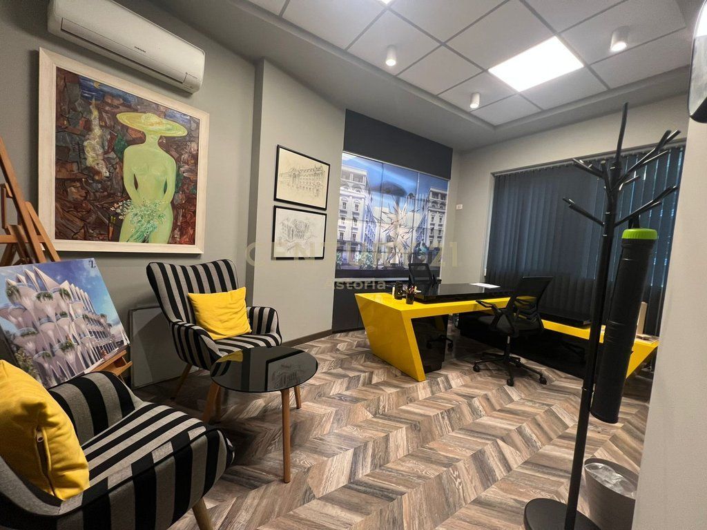 Shitet zyrë në pozicion elitar – ideale për çdo biznes!