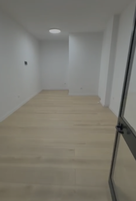 Shop for sale behind Globe 35 meters