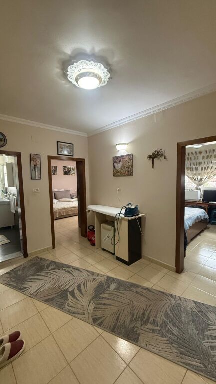 SHITET APARTAMENT 2+1 PRANE SPITALIT, DURRES