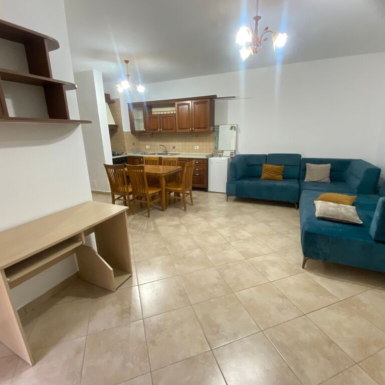 Apartment 2+1 for rent, Zogu I Boulevard, train station area