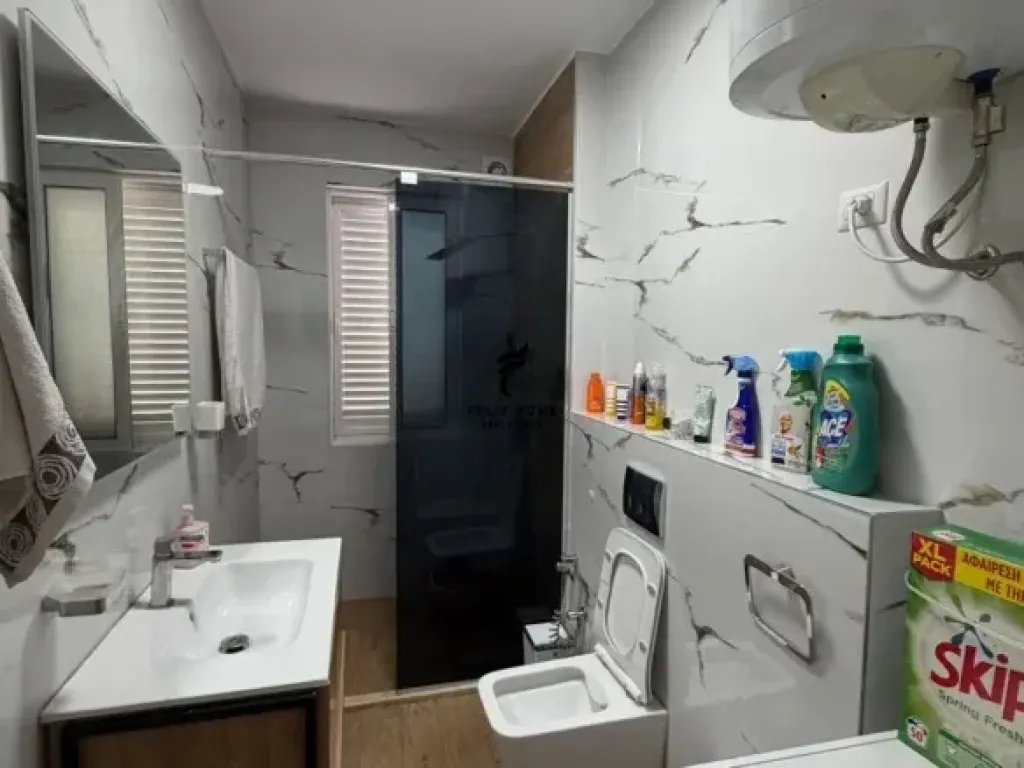 APARTAMENT ME QERA 2+1 FRESK 600 EURO FH-59172