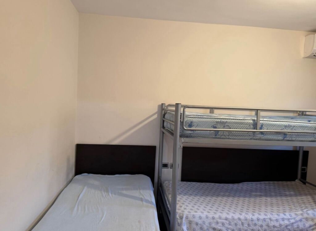 Apartment 1+1, United School!