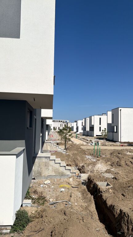 ‼️Vile ne Shitje , Turquoise Marina ‼️