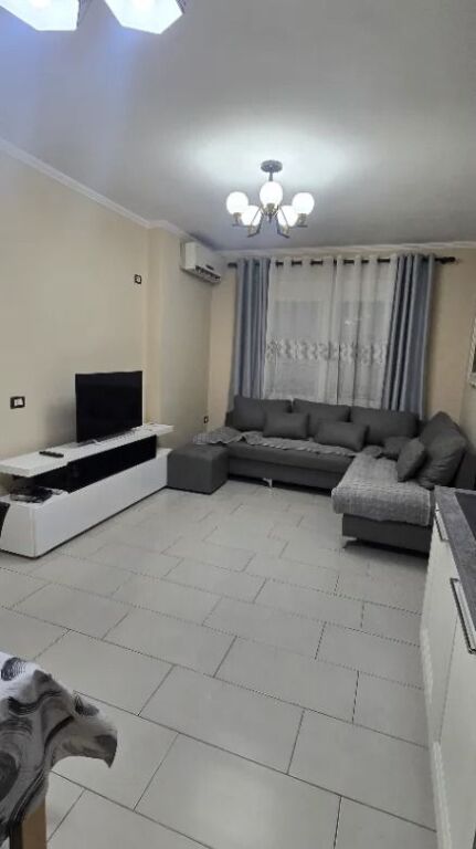 Qera | Apartament 2 + 1 | Astir | 600 €/muaj