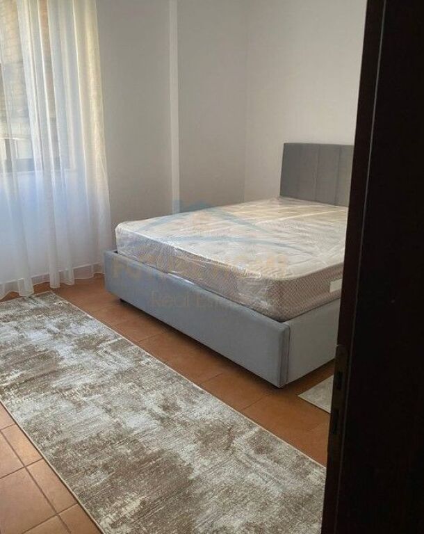 Affitto, Appartamento 2+1, Via Elbasanit